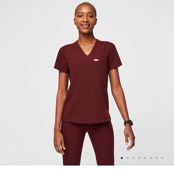 NWOT figs burgundy set - Picture 2 of 13